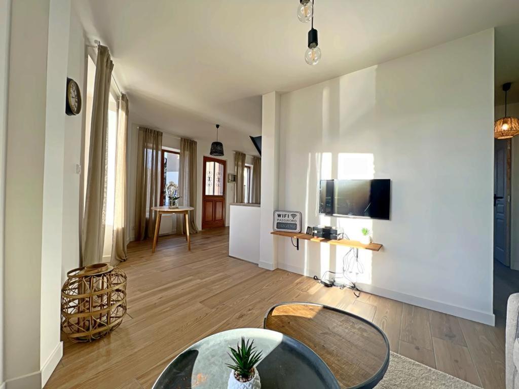 Appartement Coup De Coeur. St Etienne-Rochetaillee แซงต์-เอเตียน ภายนอก รูปภาพ